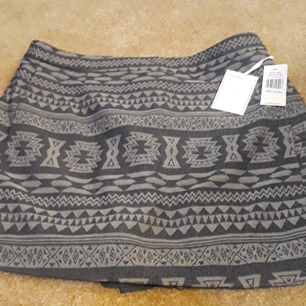 NWT 1state urban frontier skort